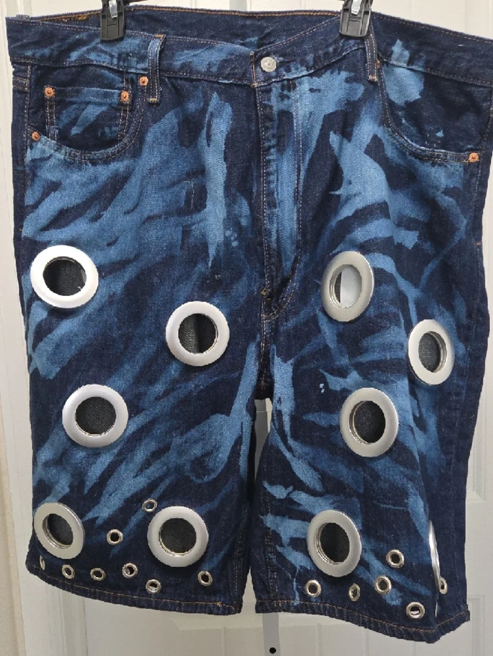 Levi's Blue Patterned Denim Shorts with Silver Grommets - Picture 3 of 4